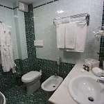 كونتيننتال 4* Vorë