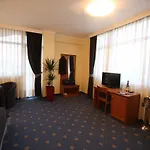 Continental Hotel 4*