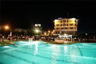 Hotel Continental Vorë