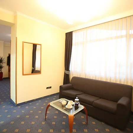 Continental 4*