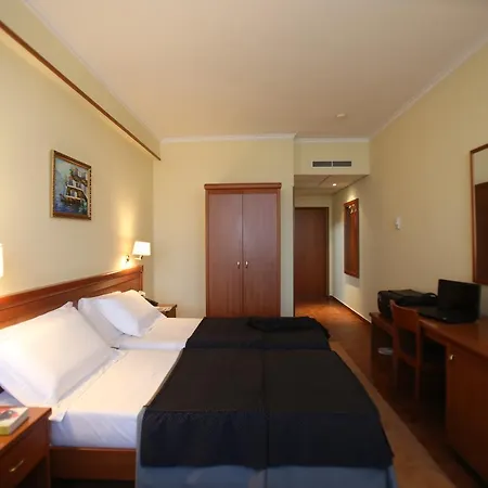 Continental Hotel Vore