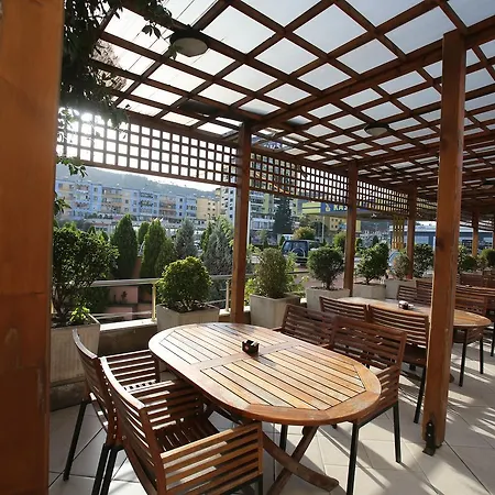 Continental Hotell 4*