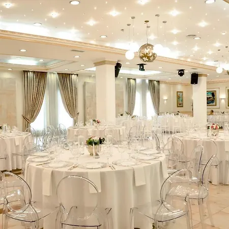 Continental Hotell Vorë