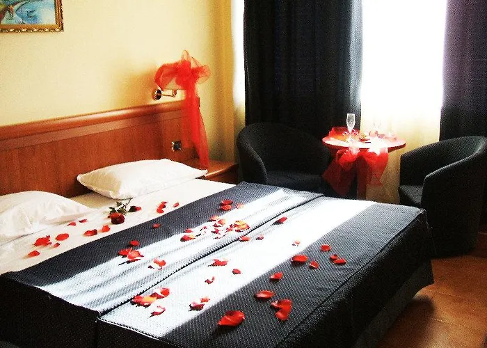 Continental Hotel Vorë